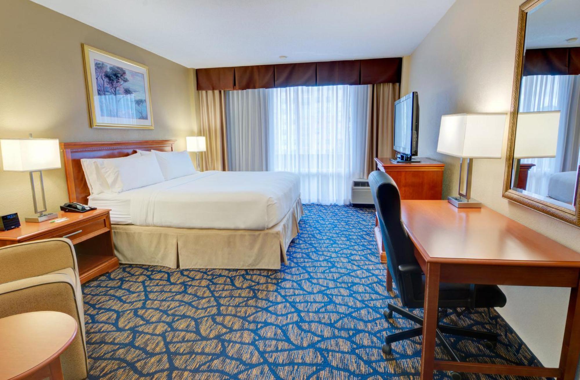 Gainesville-university Center By Ihg