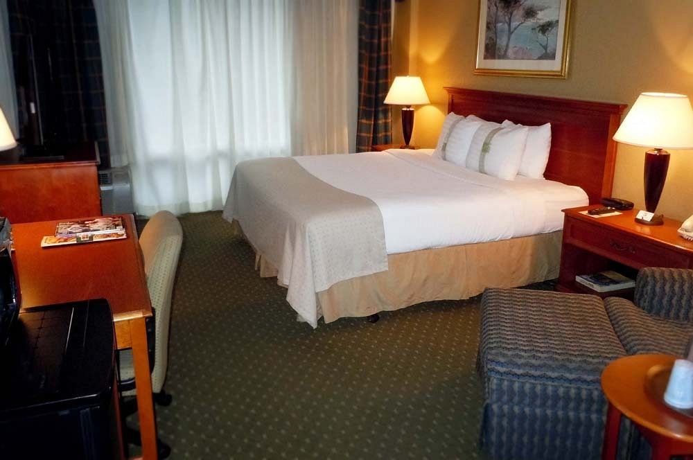 Gainesville-university Center By Ihg 3*